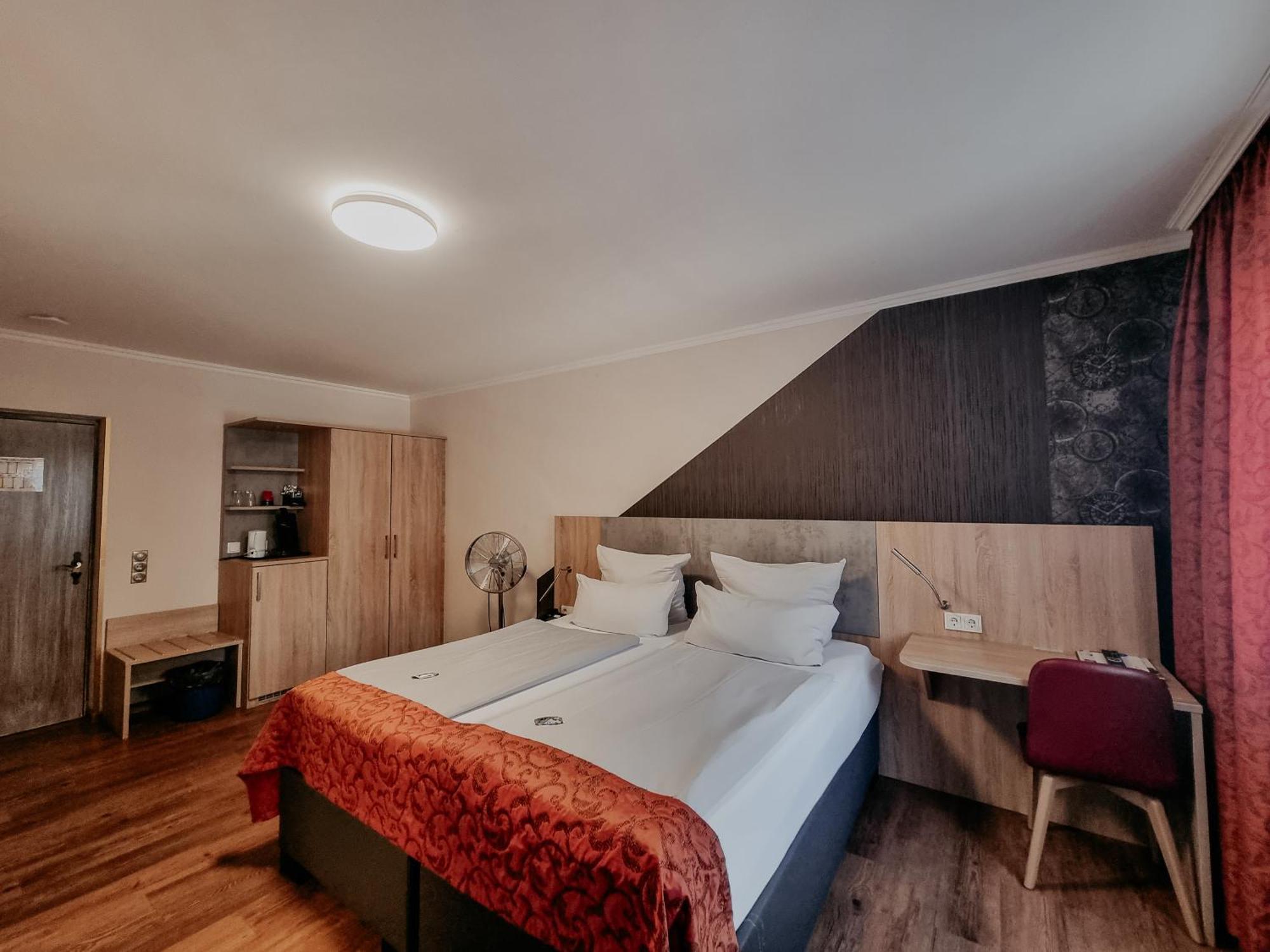 Hotel Estricher Hof Трир Экстерьер фото